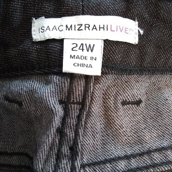 Isaac Mizrahi Live Black Denim Capri Cropped Jeans - Picture 5 of 6